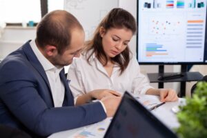 Estratégias de Gestão Financeira para 2024: Fortalecendo o Caminho para o Sucesso Empresarial